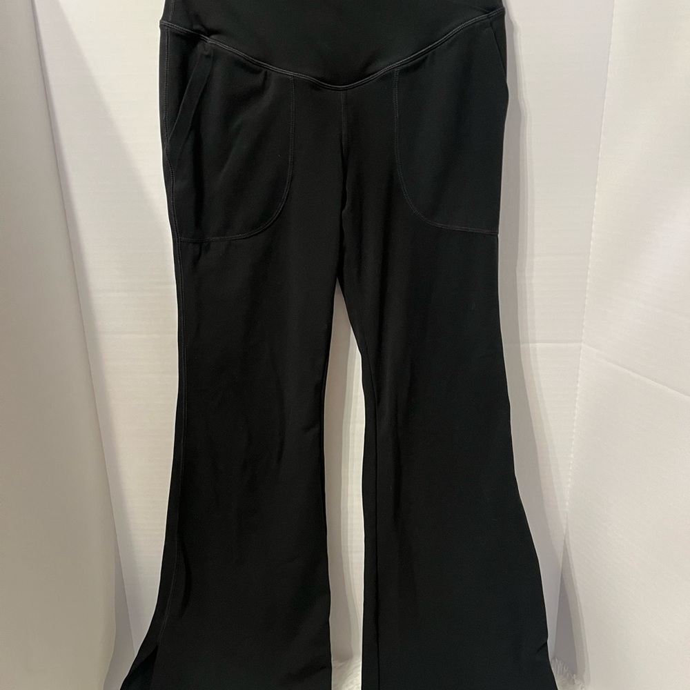HALARA Black Activewear Pants